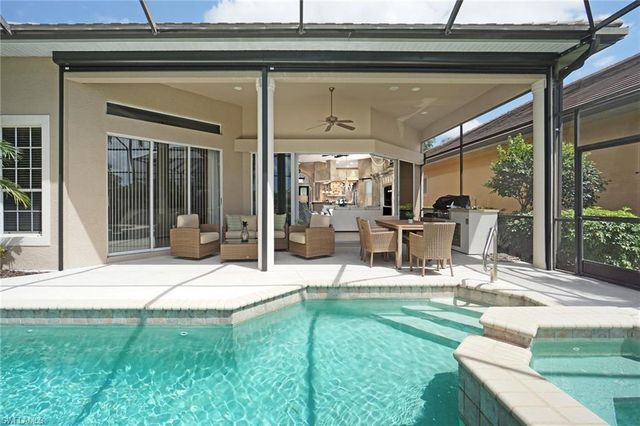 4248 Kensington High ST, Naples, FL 34105