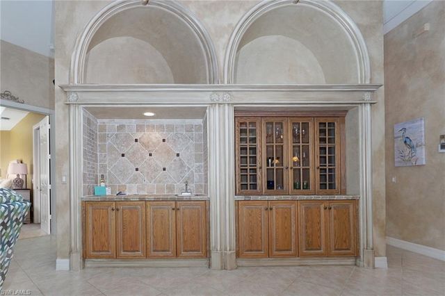 4248 Kensington High ST, Naples, FL 34105