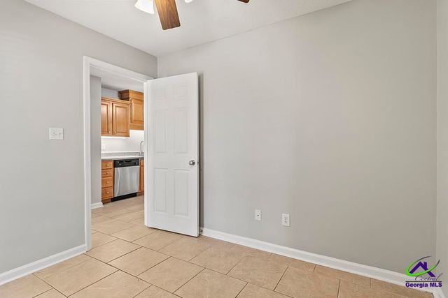 209 Grove Lane, Kathleen, GA 31047