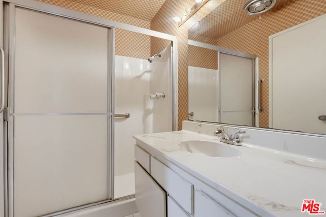 5339 Coldwater Canyon Avenue B, Los Angeles, CA 91401
