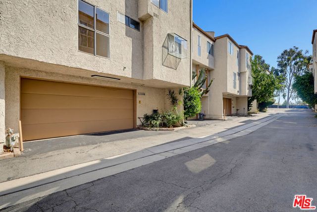 5339 Coldwater Canyon Avenue B, Los Angeles, CA 91401