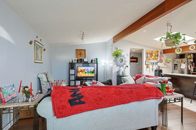 372 Nancy Lane, Wheeling, IL 60090