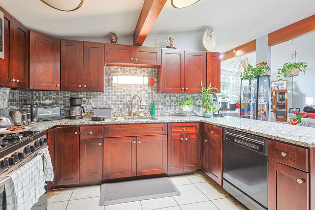 372 Nancy Lane, Wheeling, IL 60090