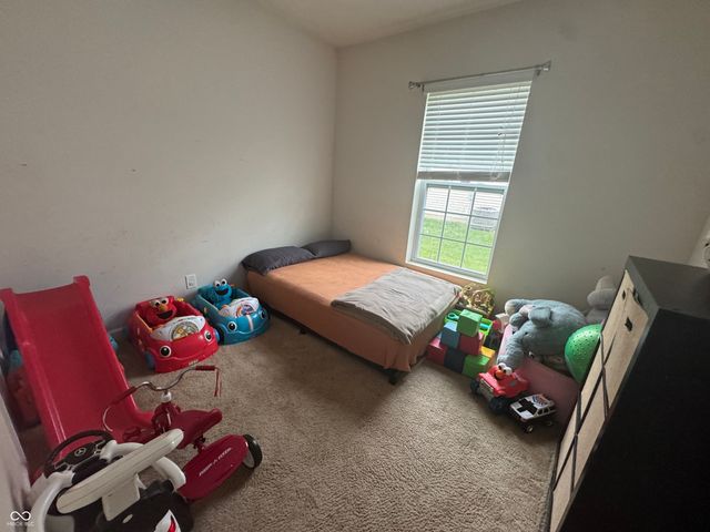 4047 N Oval Lane, Greenwood, IN 46142