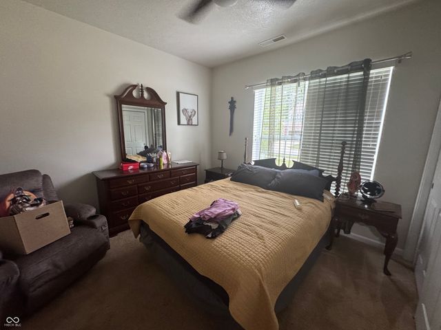4047 N Oval Lane, Greenwood, IN 46142