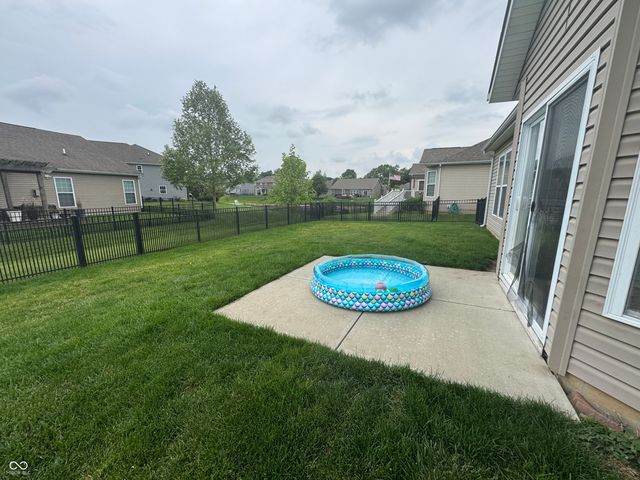 4047 N Oval Lane, Greenwood, IN 46142