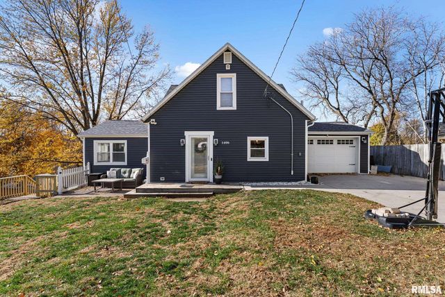 1406 26TH Street, Bettendorf, IA 52722