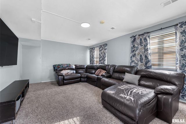 1406 26TH Street, Bettendorf, IA 52722