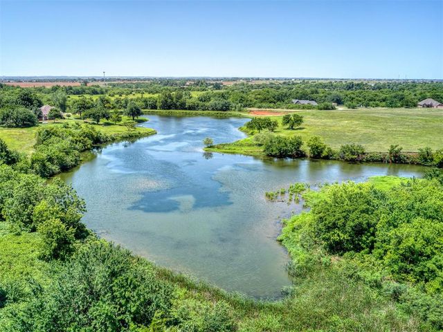 2805 NE Edmond Road, Piedmont, OK 73078