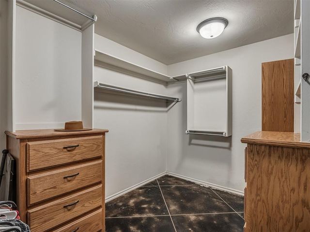 2805 NE Edmond Road, Piedmont, OK 73078