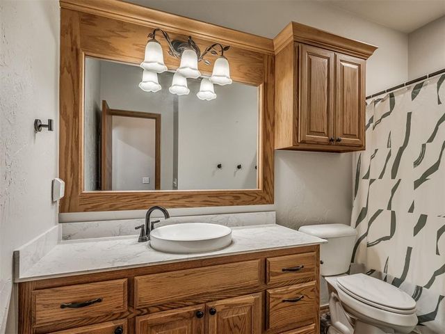 2805 NE Edmond Road, Piedmont, OK 73078