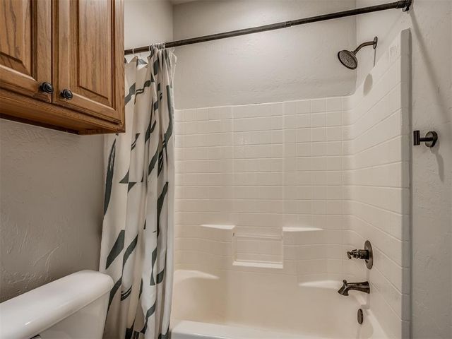 2805 NE Edmond Road, Piedmont, OK 73078