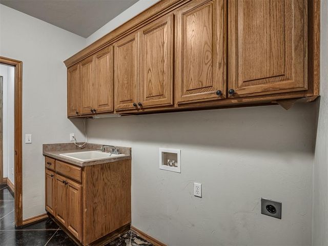 2805 NE Edmond Road, Piedmont, OK 73078