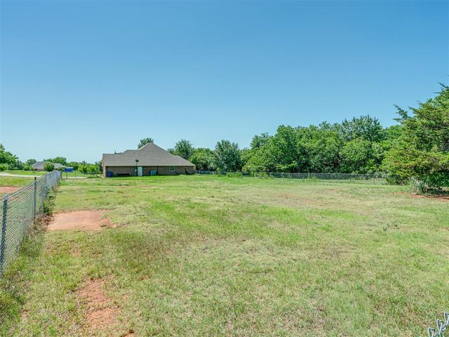 2805 NE Edmond Road, Piedmont, OK 73078
