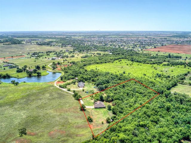 2805 NE Edmond Road, Piedmont, OK 73078