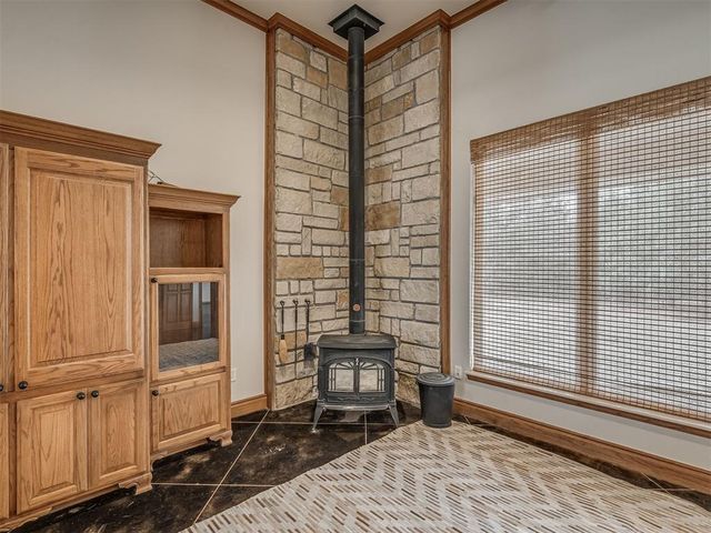 2805 NE Edmond Road, Piedmont, OK 73078