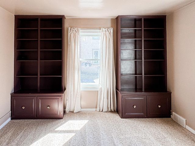 325 Lake Avenue S, Paynesville, MN 56362