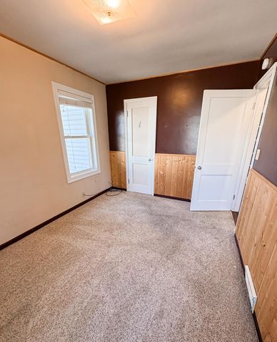 325 Lake Avenue S, Paynesville, MN 56362