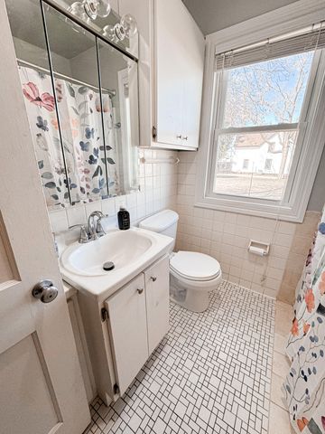 325 Lake Avenue S, Paynesville, MN 56362