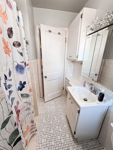 325 Lake Avenue S, Paynesville, MN 56362