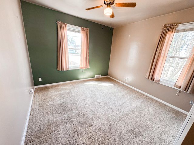 325 Lake Avenue S, Paynesville, MN 56362