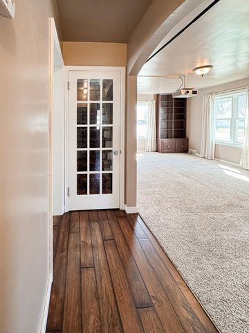 325 Lake Avenue S, Paynesville, MN 56362