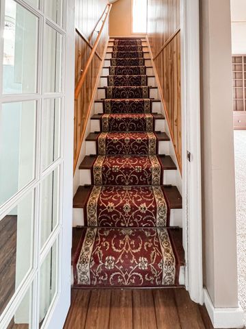 325 Lake Avenue S, Paynesville, MN 56362