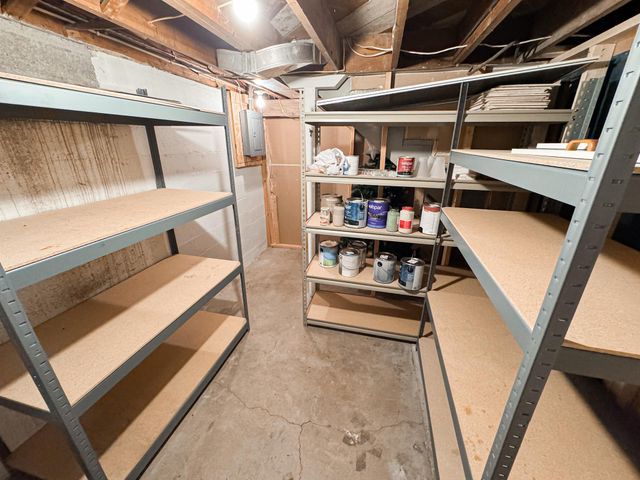 325 Lake Avenue S, Paynesville, MN 56362