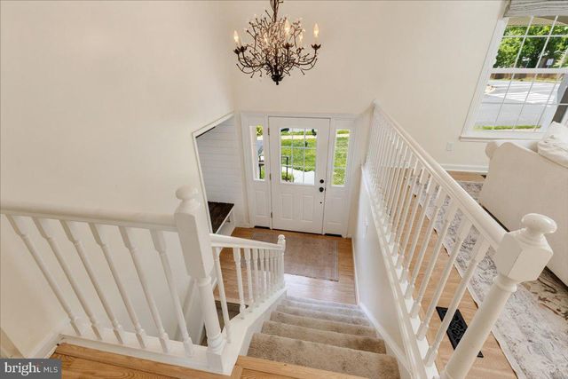7001 SPUR RD, Springfield, VA 22153