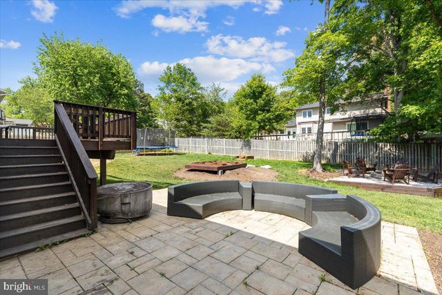 7001 SPUR RD, Springfield, VA 22153