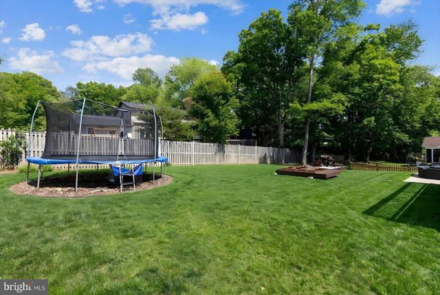 7001 SPUR RD, Springfield, VA 22153
