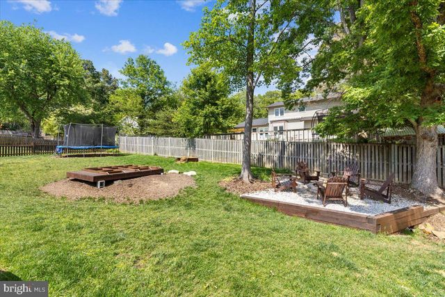 7001 SPUR RD, Springfield, VA 22153
