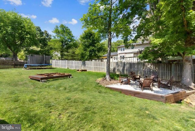 7001 SPUR RD, Springfield, VA 22153