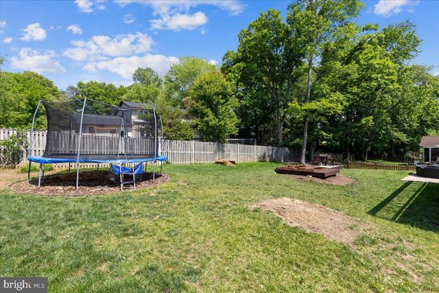7001 SPUR RD, Springfield, VA 22153