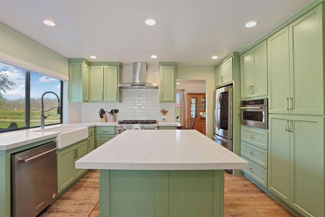 15296 N Highway 88, Lodi, CA 95240