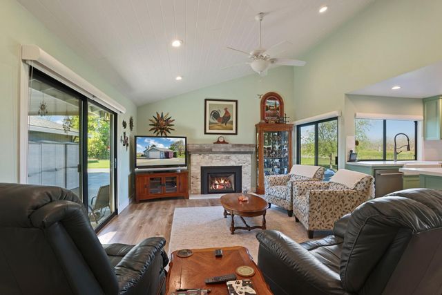 15296 N Highway 88, Lodi, CA 95240