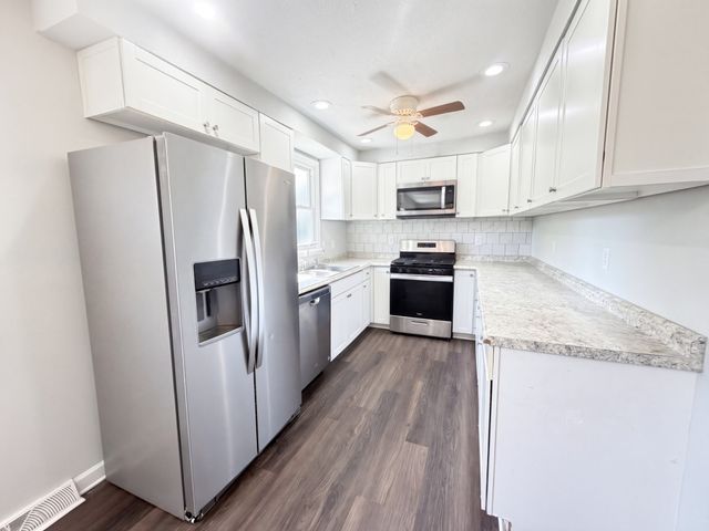 402 Jordan Rd, Clarksville, TN 37042