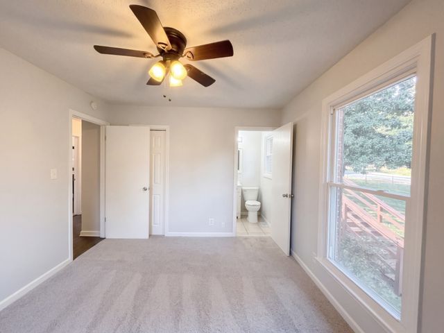 402 Jordan Rd, Clarksville, TN 37042