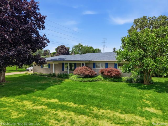 50628 Linda Lane, Shelby Charter Township, MI 48317