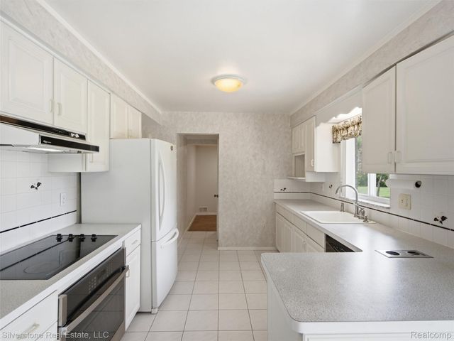 50628 Linda Lane, Shelby Charter Township, MI 48317