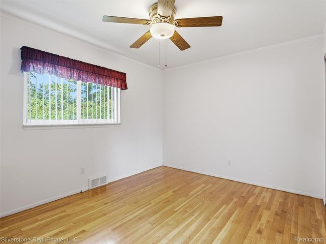 50628 Linda Lane, Shelby Charter Township, MI 48317