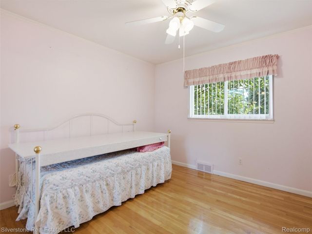 50628 Linda Lane, Shelby Charter Township, MI 48317