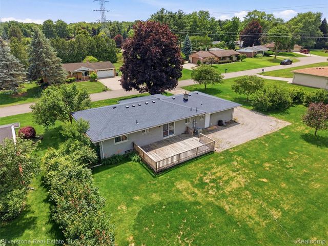 50628 Linda Lane, Shelby Charter Township, MI 48317