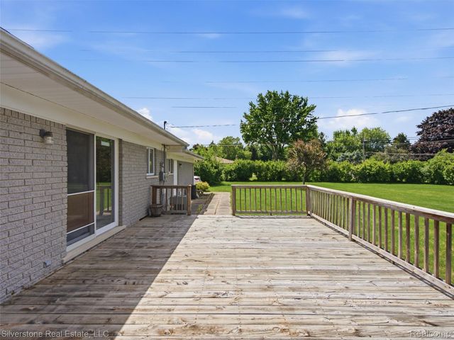 50628 Linda Lane, Shelby Charter Township, MI 48317