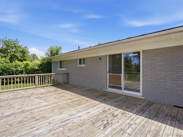 50628 Linda Lane, Shelby Charter Township, MI 48317
