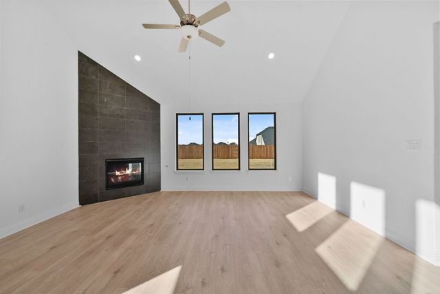 229 Pine Leaf Trail, Waxahachie, TX 75165