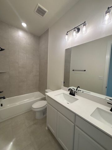 705 Water Side Drive, Van Alstyne, TX 75495