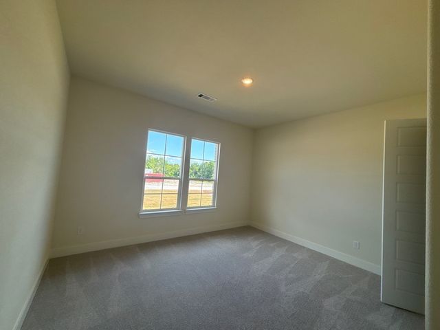 705 Water Side Drive, Van Alstyne, TX 75495