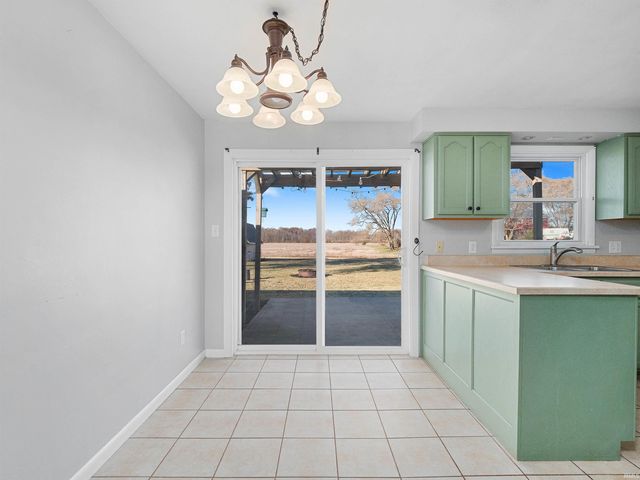 8025 Hosler Road, Leo, IN 46765