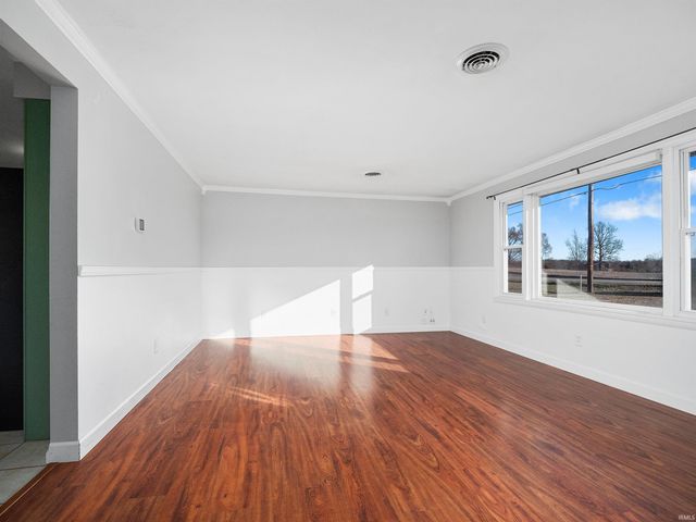 8025 Hosler Road, Leo, IN 46765